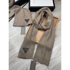 Bottega Veneta Caps Scarfs